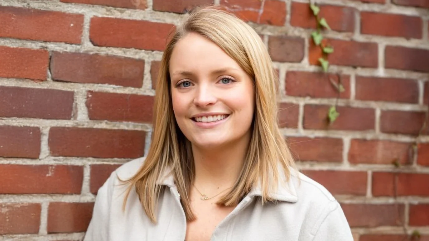 Headshot of Emma Hoff