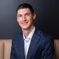 Headshot of Ryan Bloms